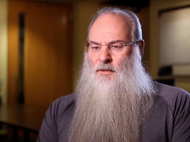 Mark-Leonard-v1-1280603161